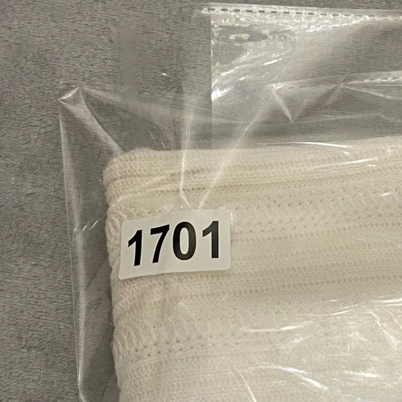 Theory Cream Novelty Mock Neck Prosecco Pointelle Shell Top 21701 - Picture 8 of 8